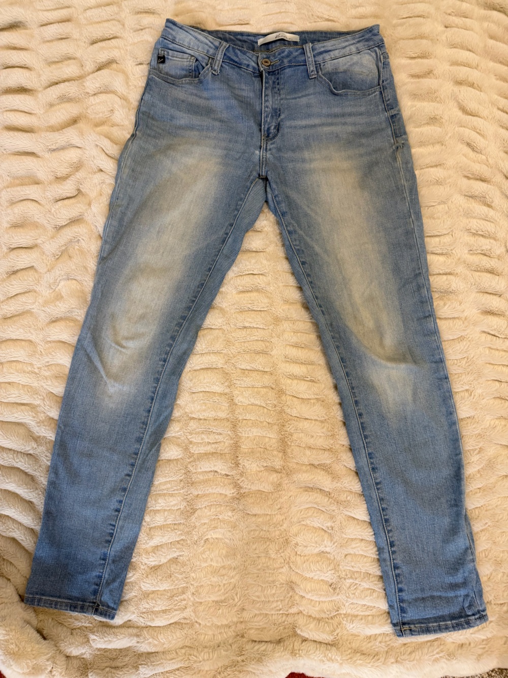 KanCan Light Wash Skinny Jeans - Faded Blue